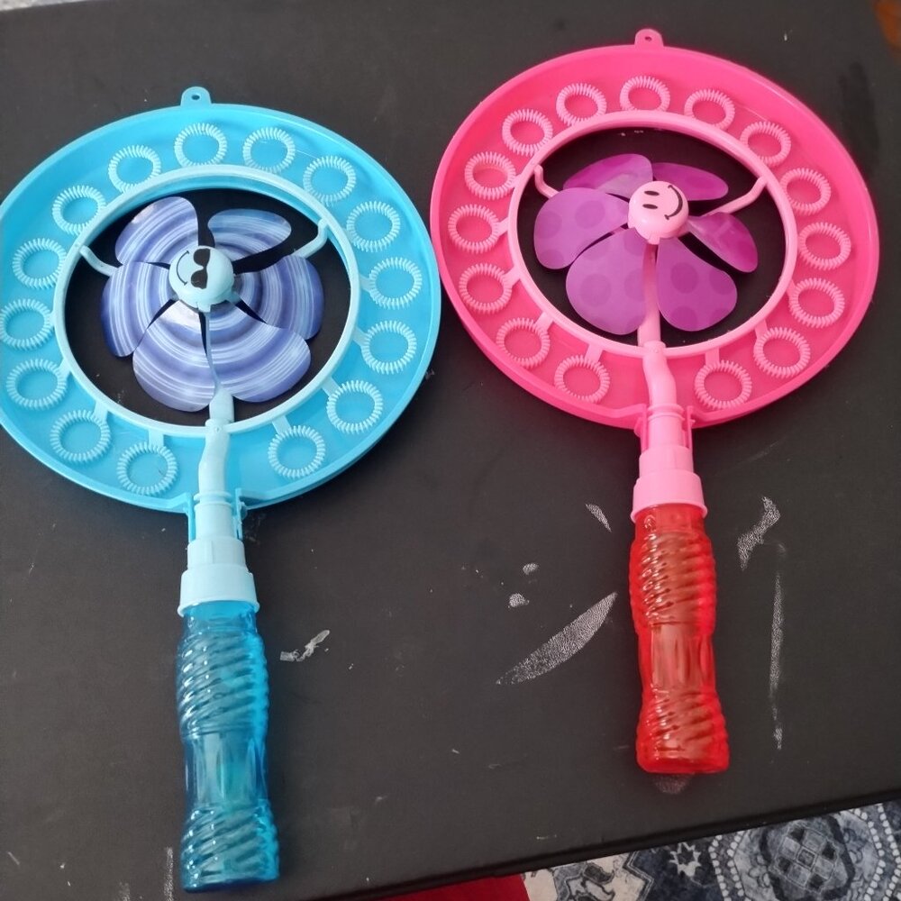 Circular Bubble Wands